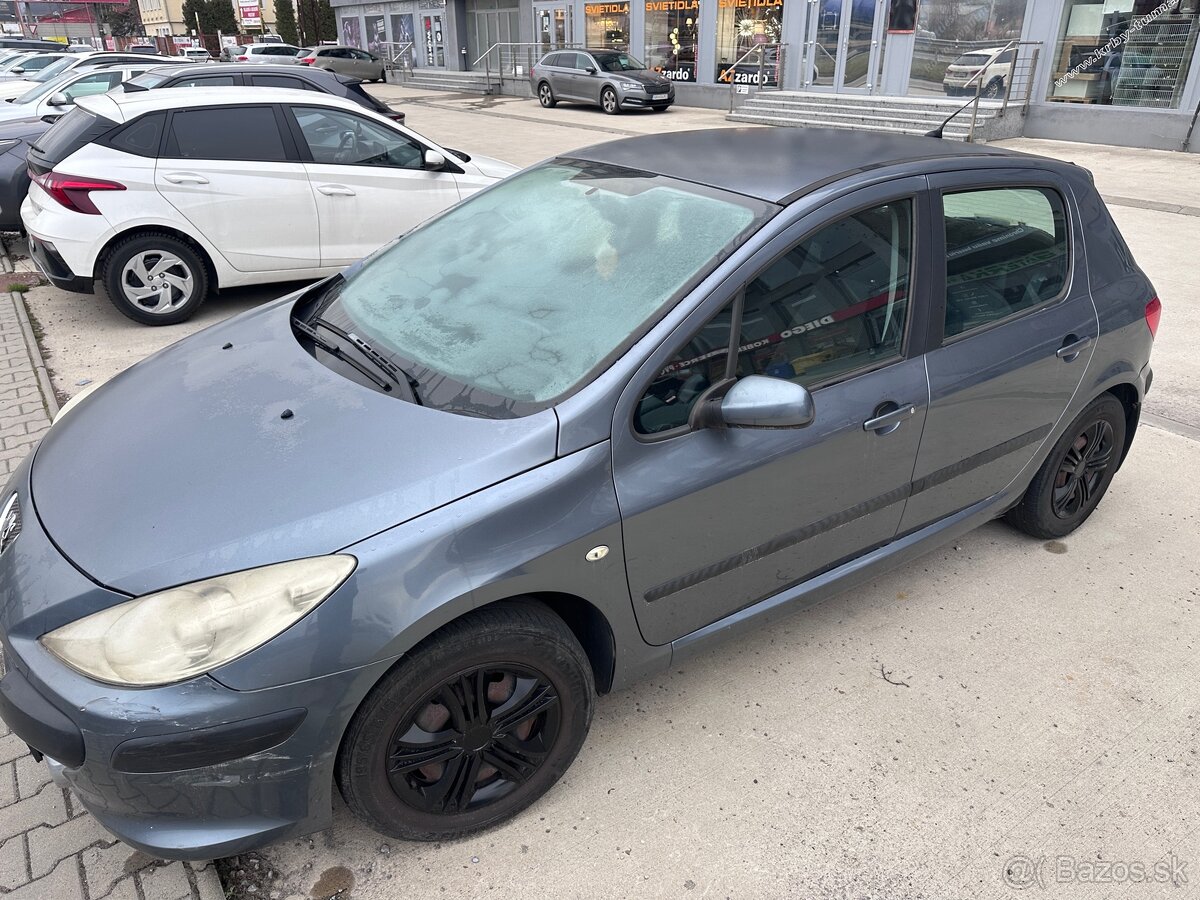 Peugeot 307 - 4