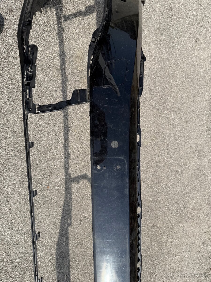 Kryt na predný nárazník na Passat B8 R-Line 3G0807217BEGRU - 4