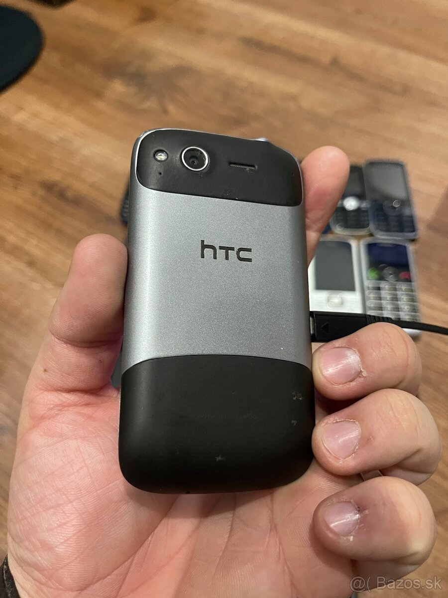 Predám 24 starých mobilov. - 4