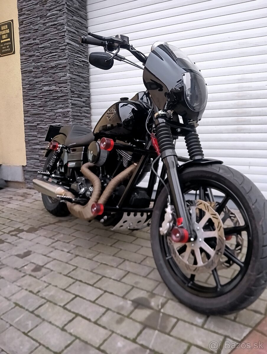 Harley Davidson Dyna black edition - 4