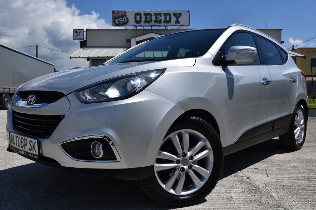 Hyundai ix35 2.0 CRDi VGT Style 4x4 A/T - 4