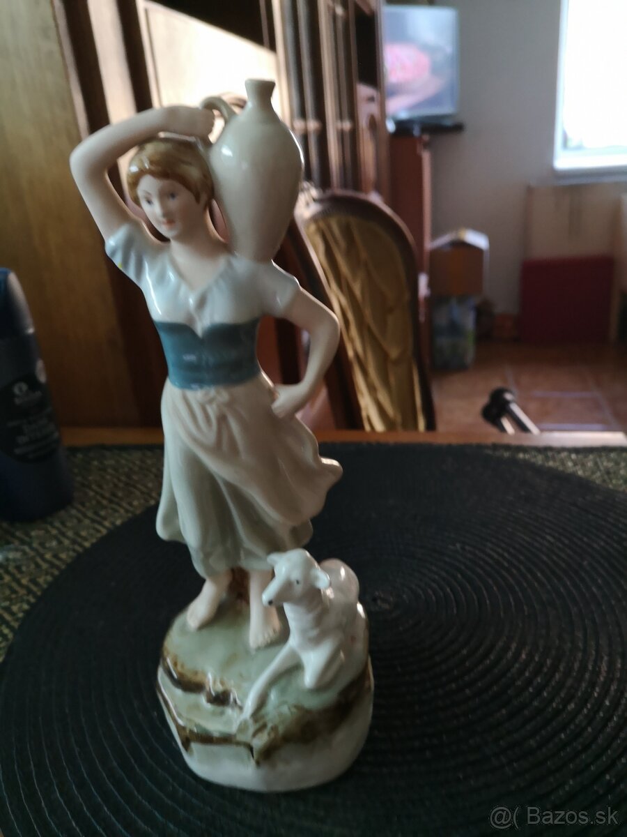 porcelánová soška Dux - 4