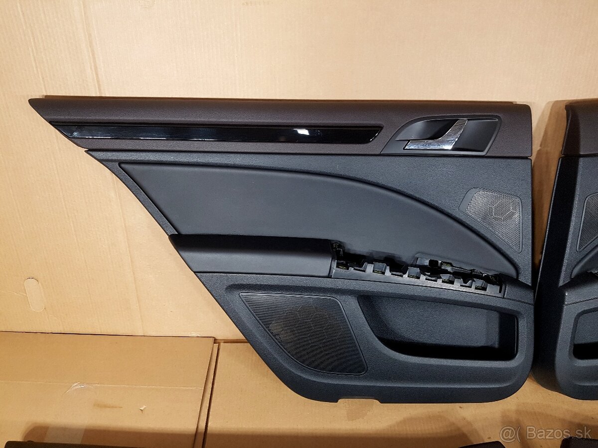 Predám sadu tapacírov dverí pre Superb 2 Combi L&K - 4