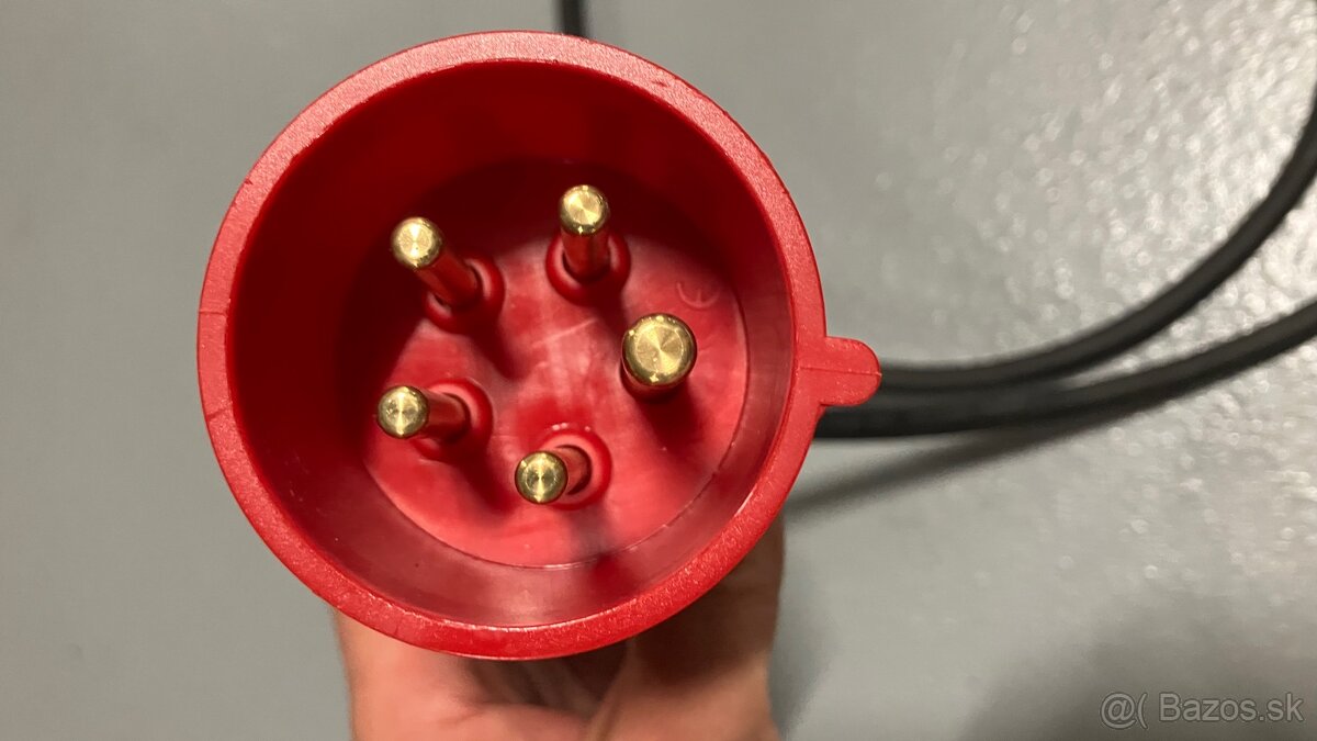 Rozbočnica 400V, 1x 400V/16A+2 x zasuvka 230V - 4