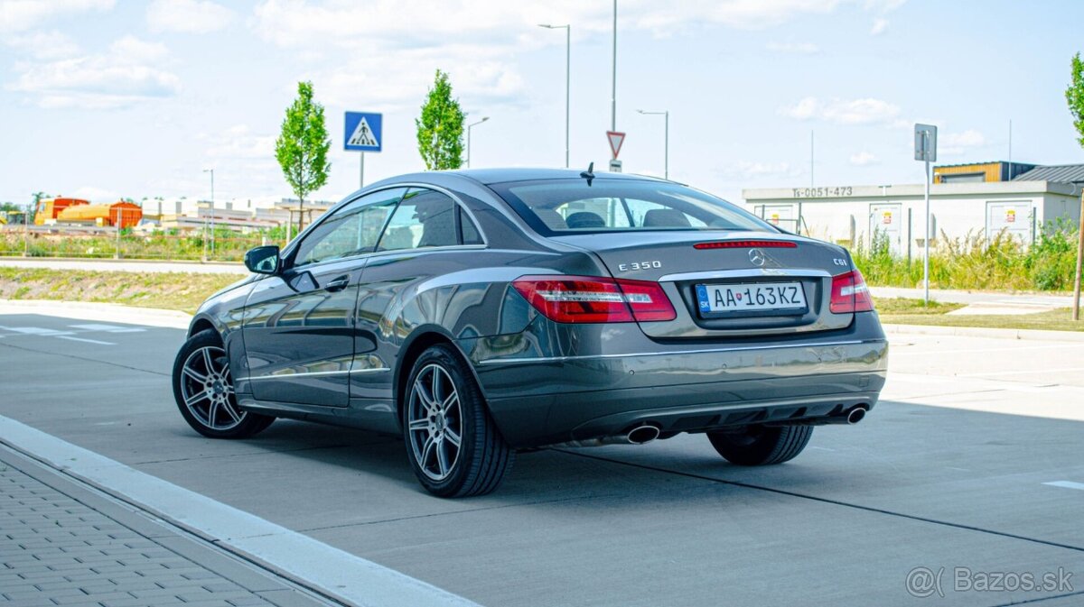 Mercedes-Benz E trieda Kupé 350 CGI Blue - 4