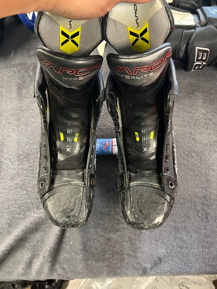 Korčule Bauer Hyperlite 2 - 4