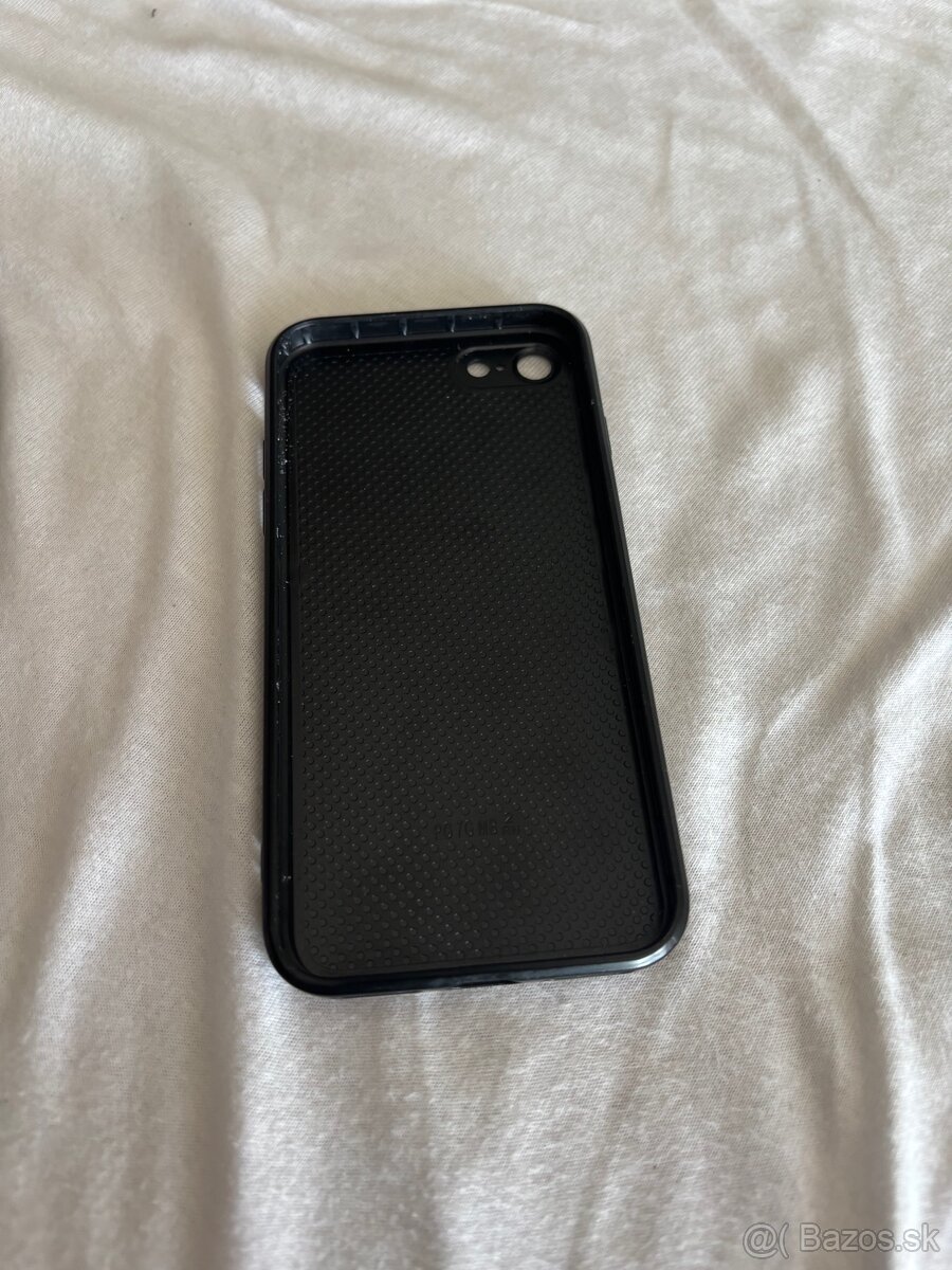 Iphone 8 - 64GB - 4
