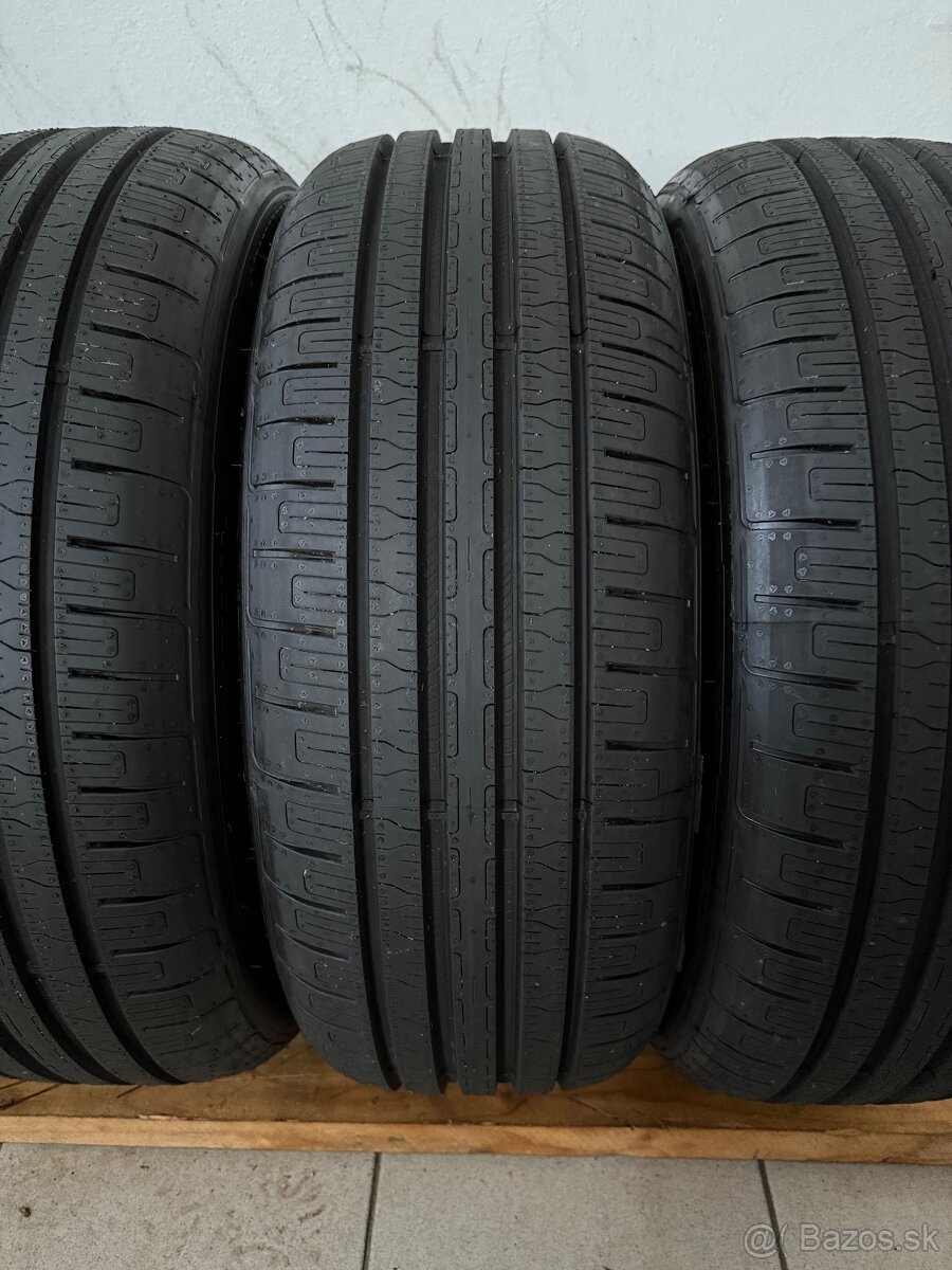 Nejazdené letné pneumatiky 215/55/18 Goodyear Efficient Grip - 4