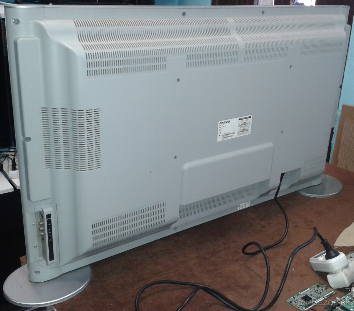 Predám TV LCD Orava LT-1030 (40"). - 4