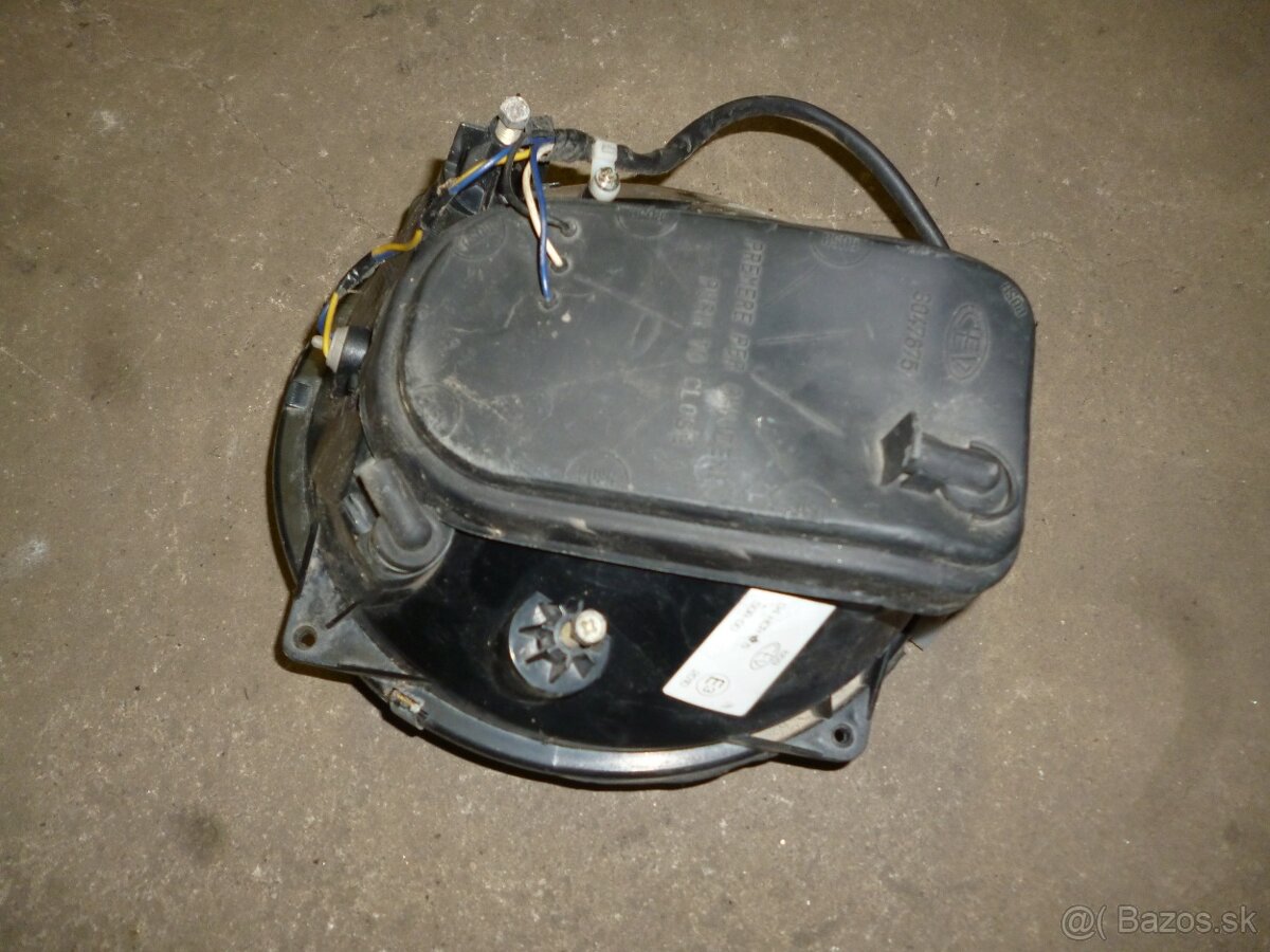 Aprilia Scarabeo 500 GT ABS. Přední světlo. od 2003 - 4