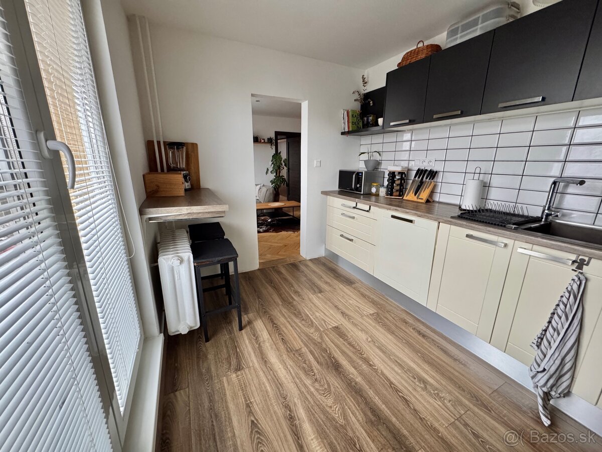 Predám 2-izbový byt, Nová Dubnica, 56m2 - 4