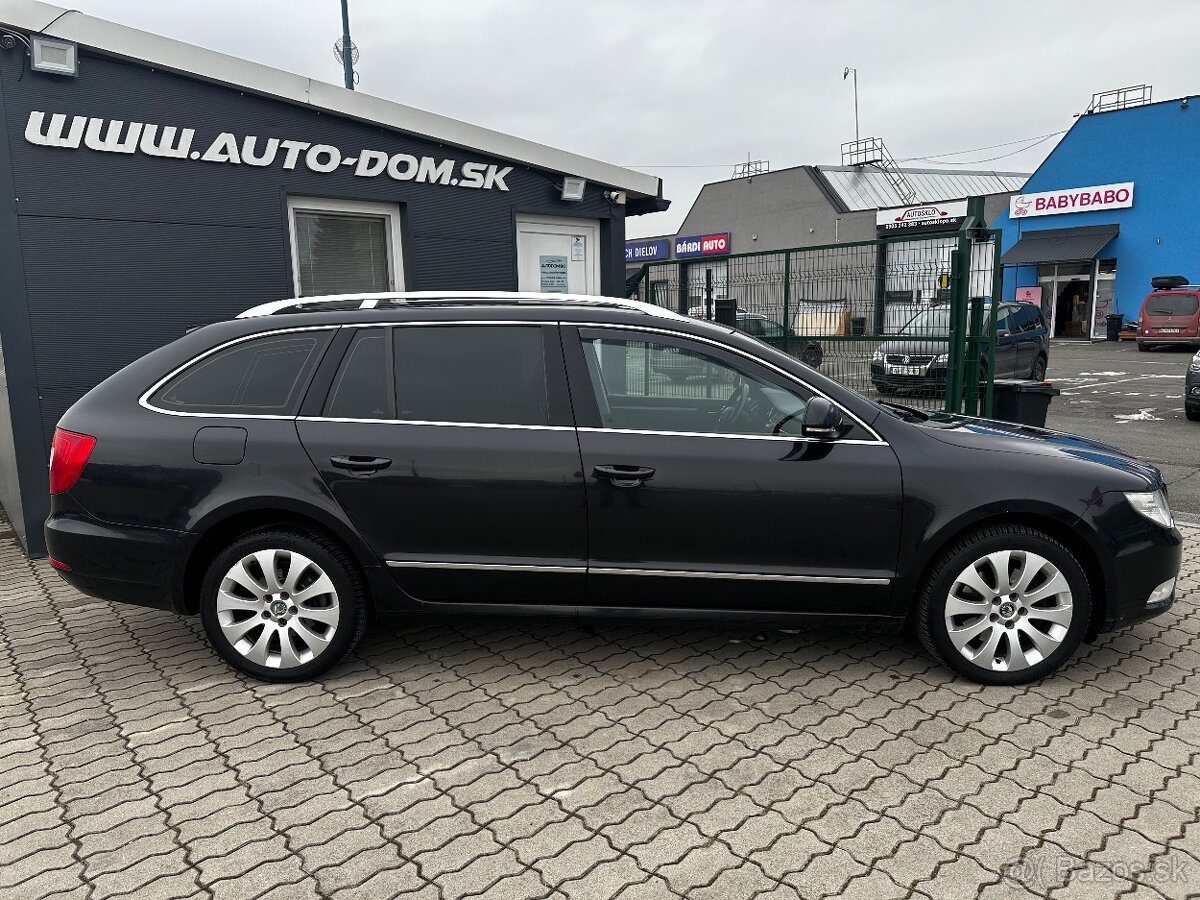 Škoda Superb Combi 2.0 TDi Elegance DSG - 4