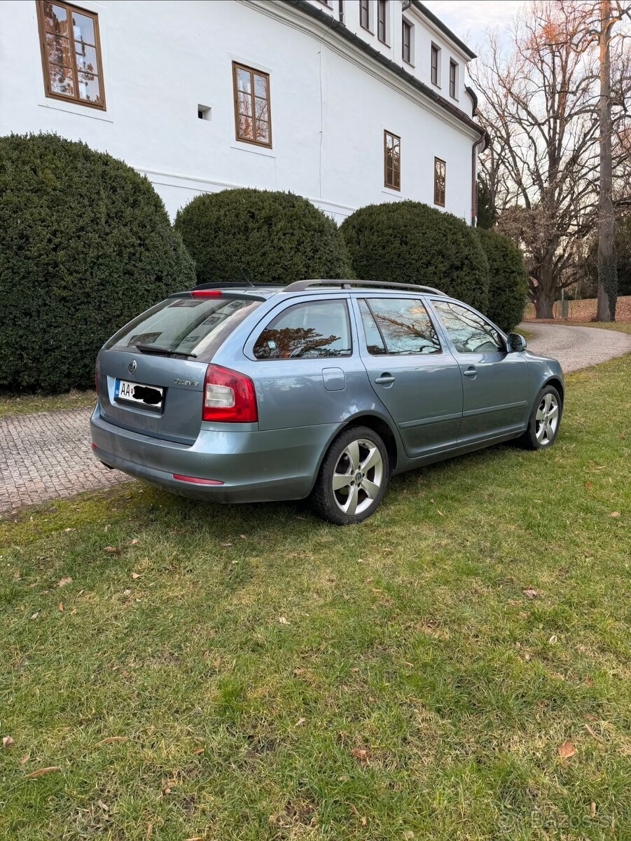 Skoda octavia Combi faclift 2.0tdi 103kw - 4