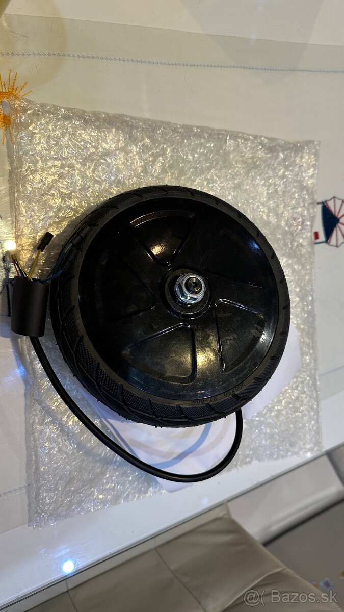 Predam motor na elektrickú Kolobezku Ninebot ES1 až ES4 čist - 4