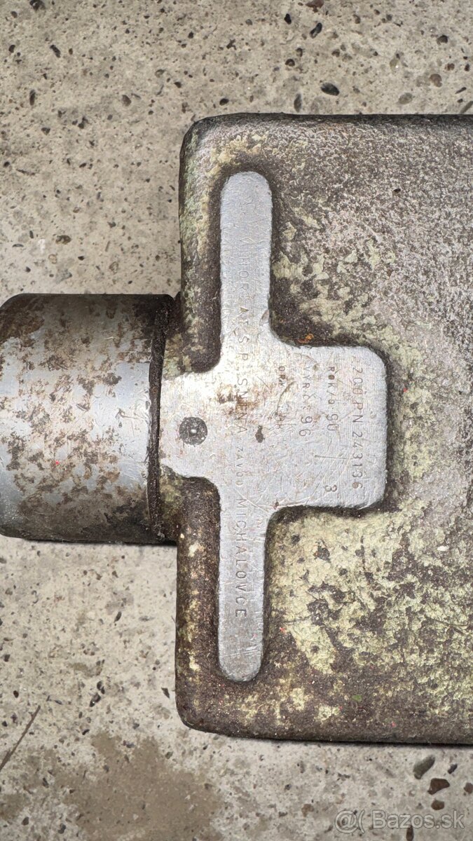 Strojný zverák 200mm PN243136 - 4