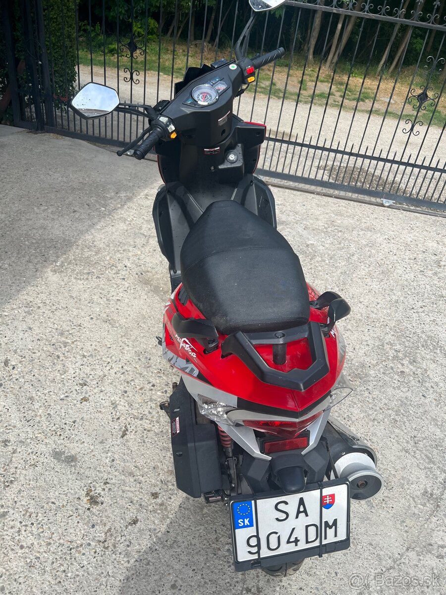 Skuter Maxon 125ccm - 4
