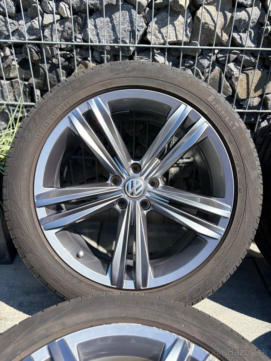 5x112 r19 Sebring Tiguan Rline - 4