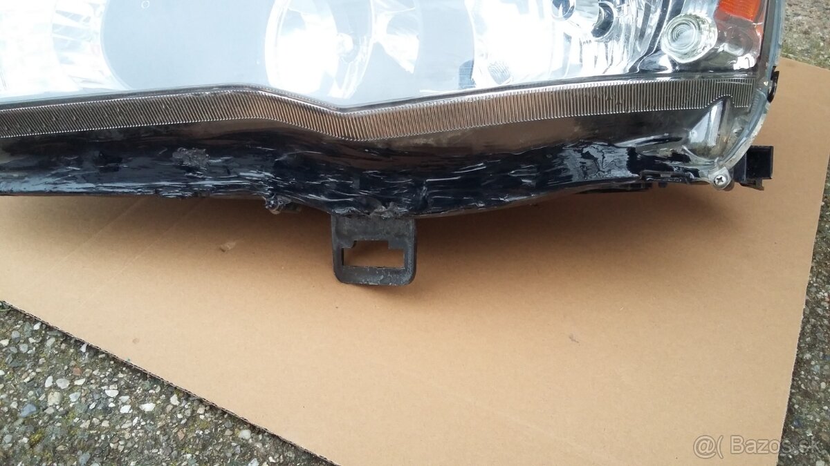 Predne svetla Lancer - 4