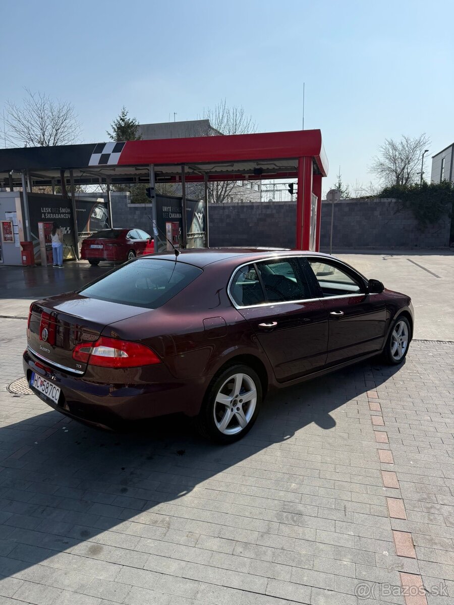 Škoda Superb II - 4