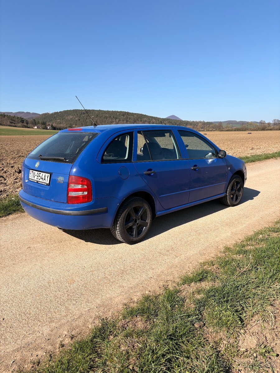 Škoda fabia 1.4 - 4