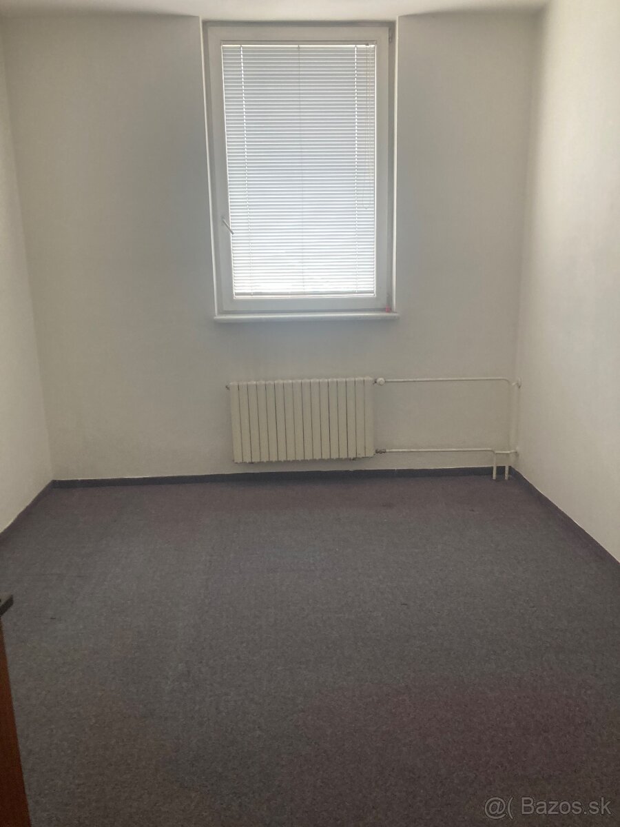 Centrum Čadce byt v budove Sporitelne - 4