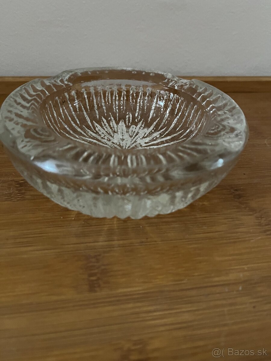 Koreníčka ,popolník - 4