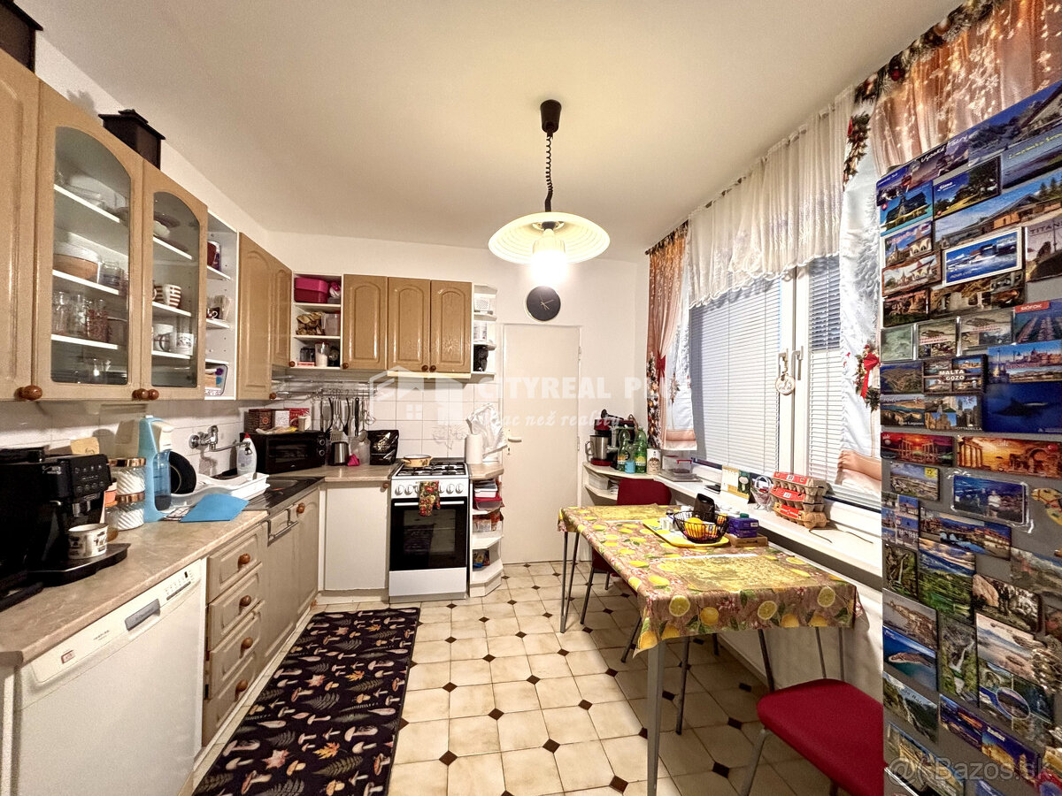 Ponúkame Vám na prenájom 3 izbový byt v meste Nové Zámky - 4