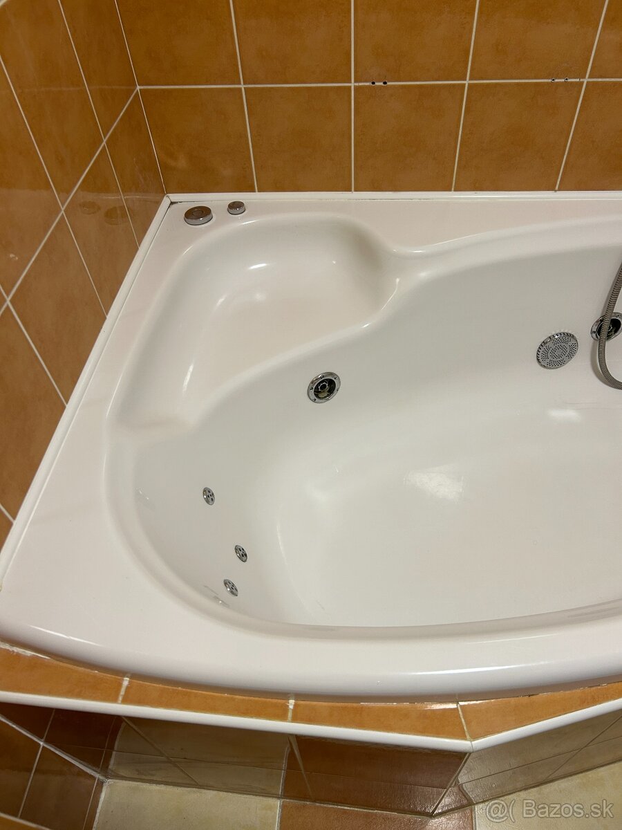 Rohová akrylátová vaňa so zástenou - 4