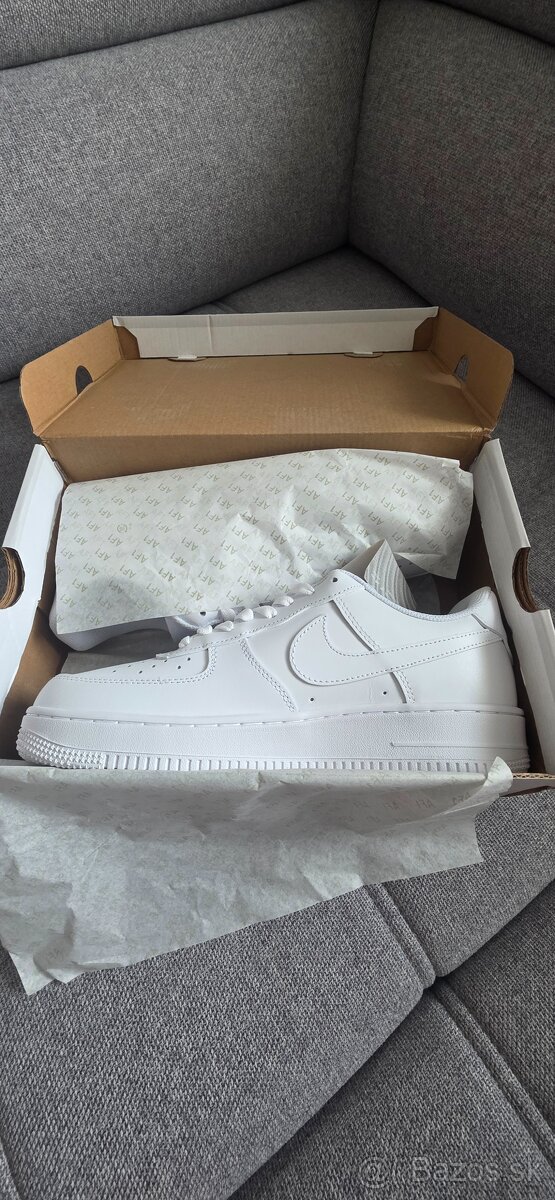 Nike Air Force 1 - 4