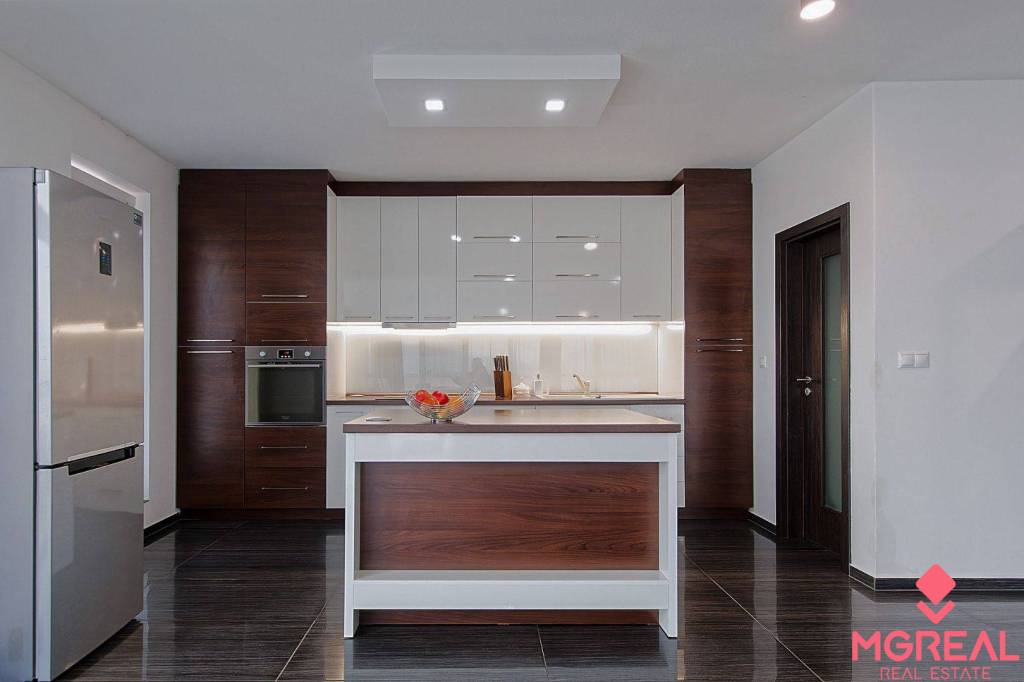 Krásný 3-izbový byt v centre Dubnice nad Váhom - 4