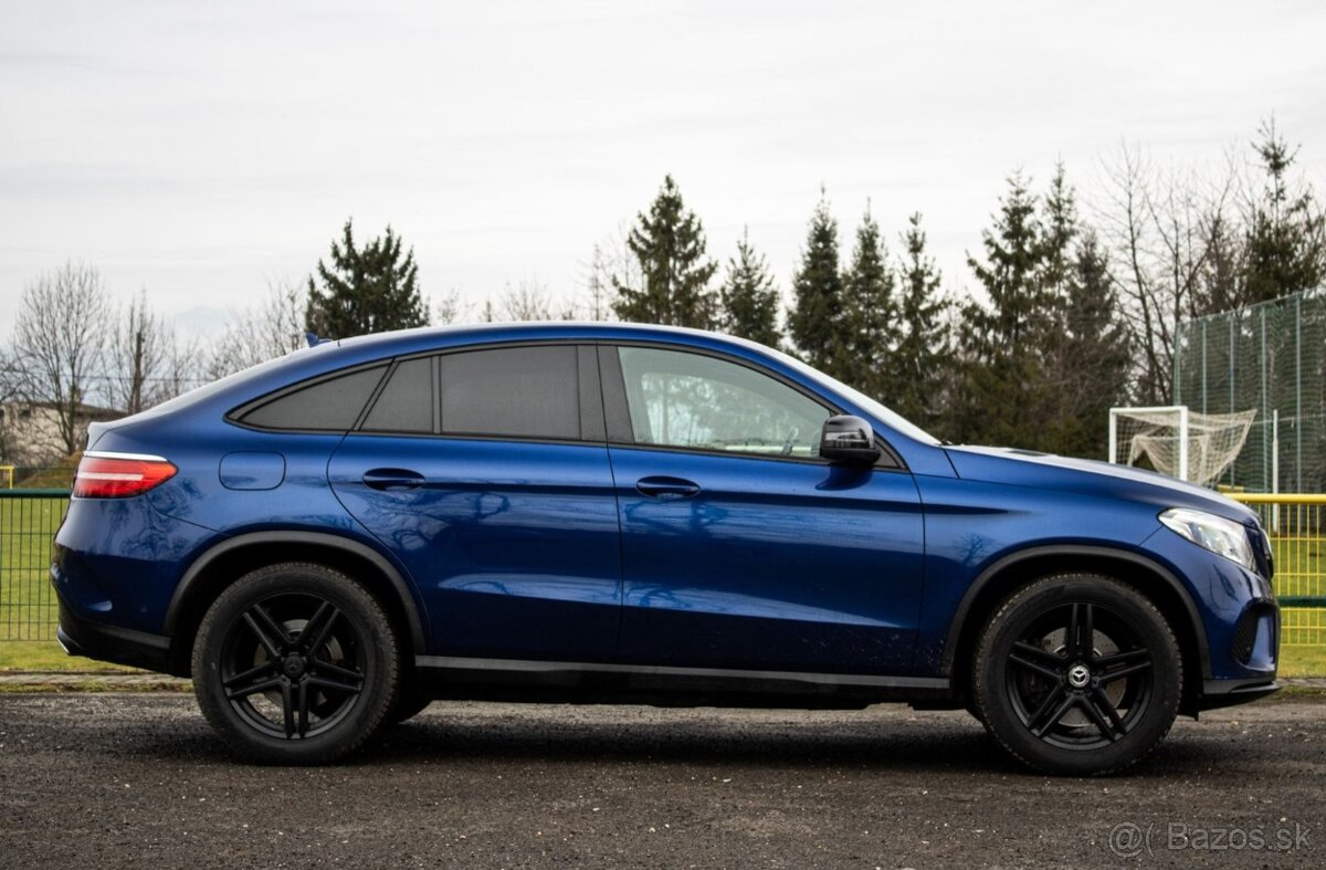 Mercedes-Benz GLE 400 4MATIC AMG - 4