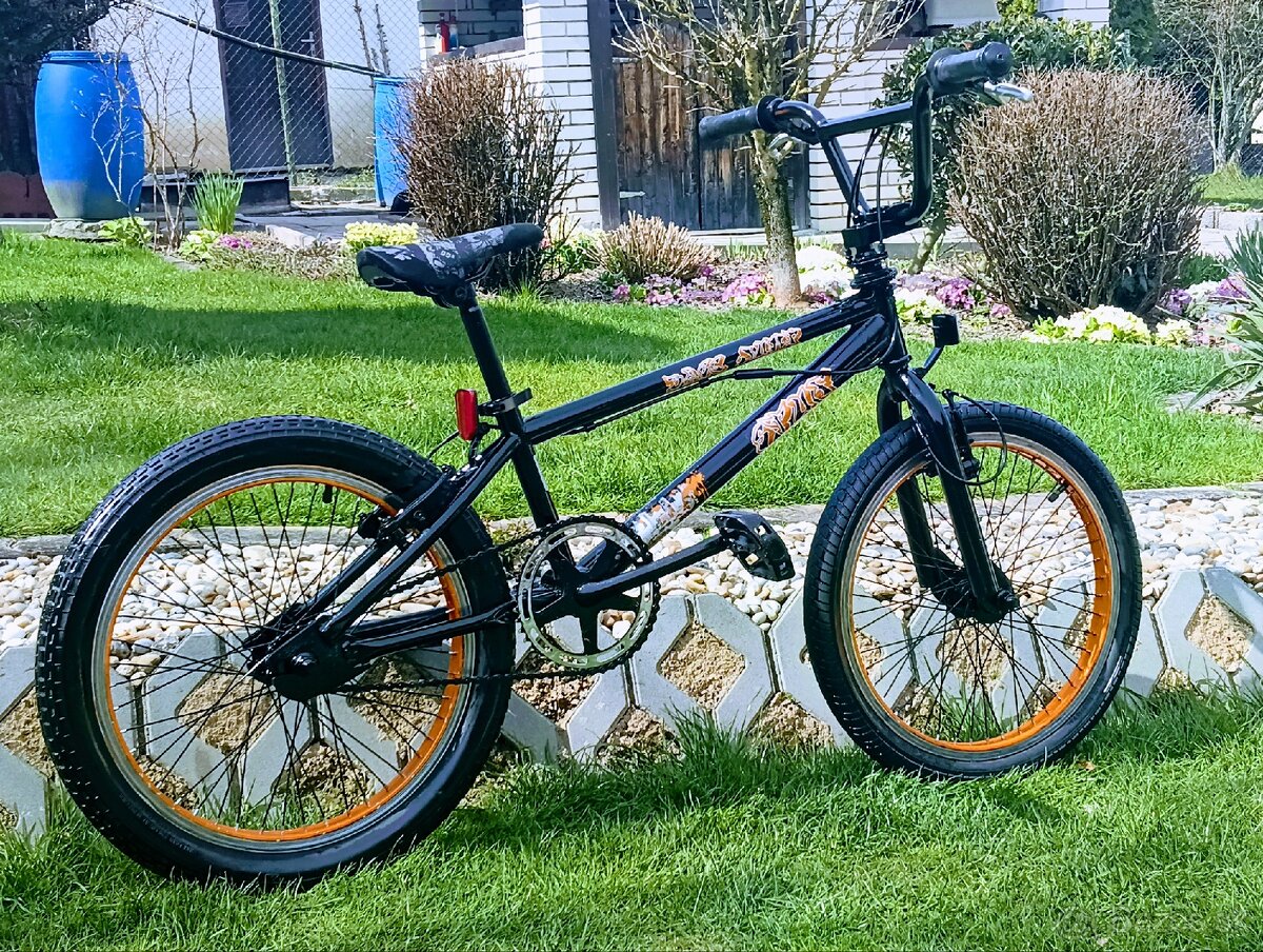 BMX - 4