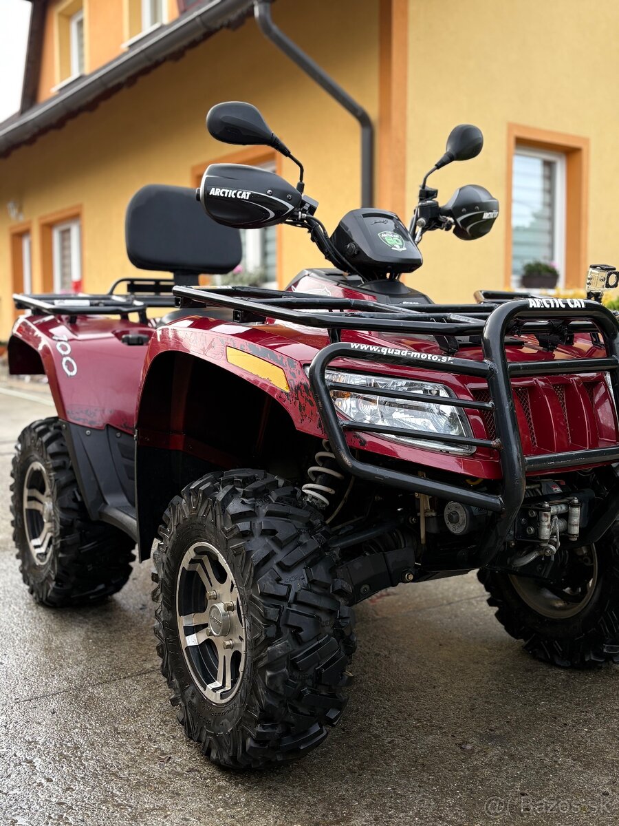 ARCTIC CAT 700 - 4