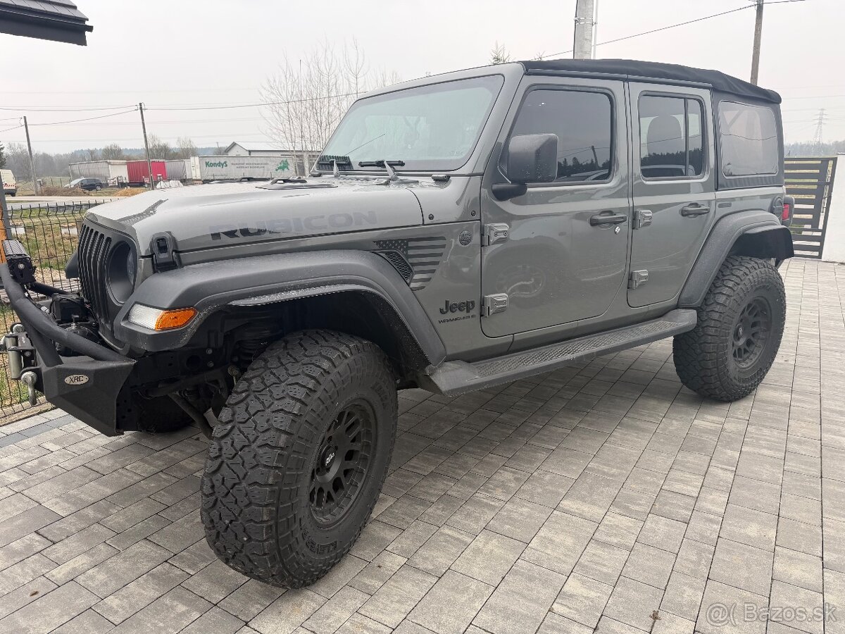 Jeep Wrangler - 4