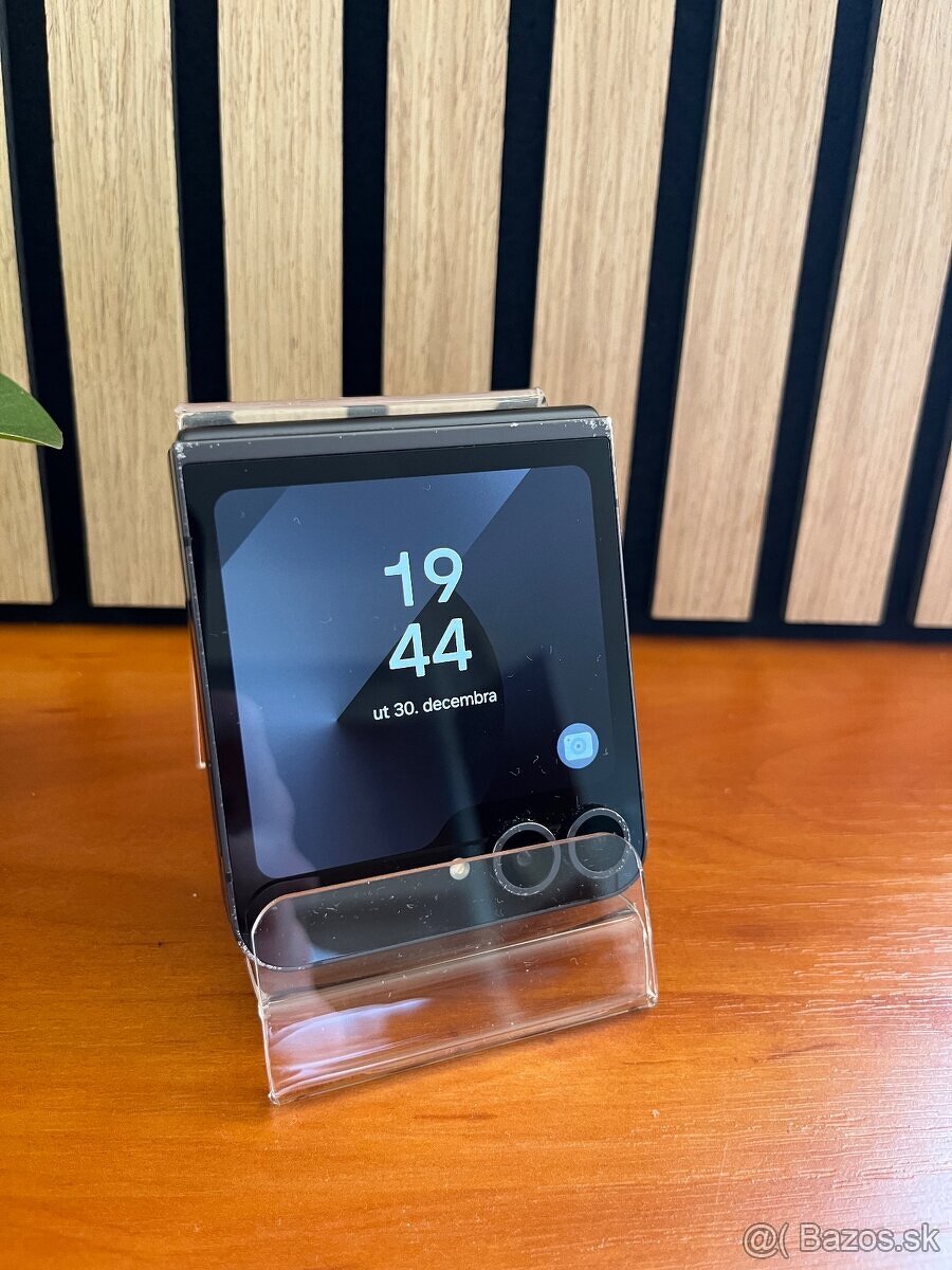 ✨ Samsung Z Flip 6 256GB ⚫ - 4