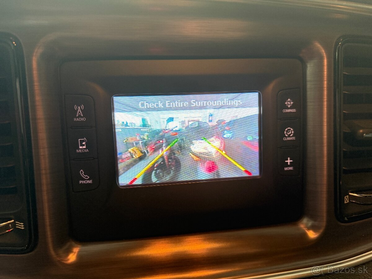 RADIO Dodge challenger - 4