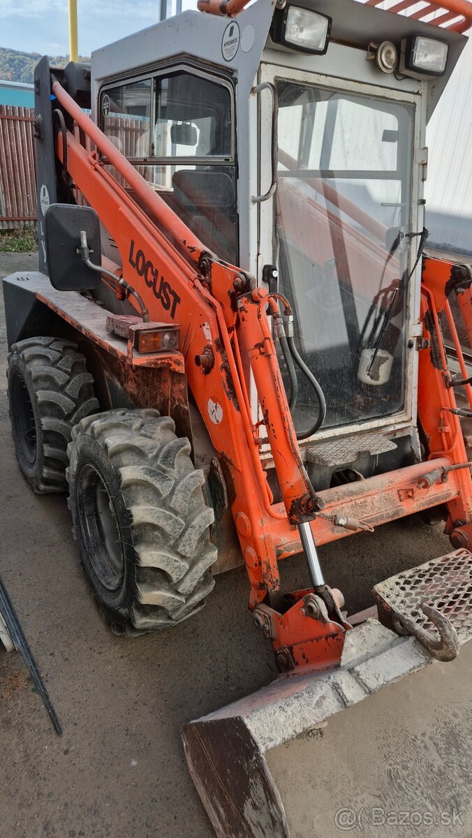 Locust 752 2004r - 4