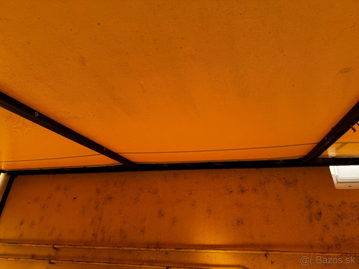 Na predaj prístrešok,pivné stoly - 4