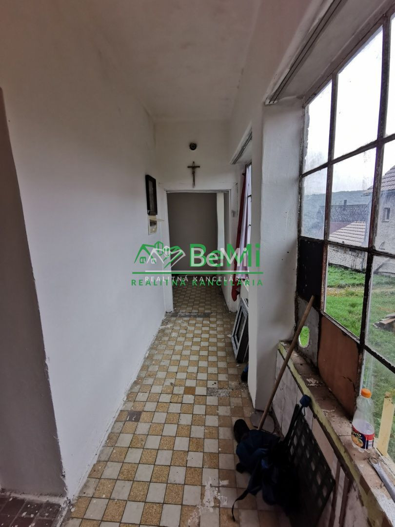 Predaj rodinného domu v obci Seč-Nitrianske Rudno 007-12-ZUP - 4