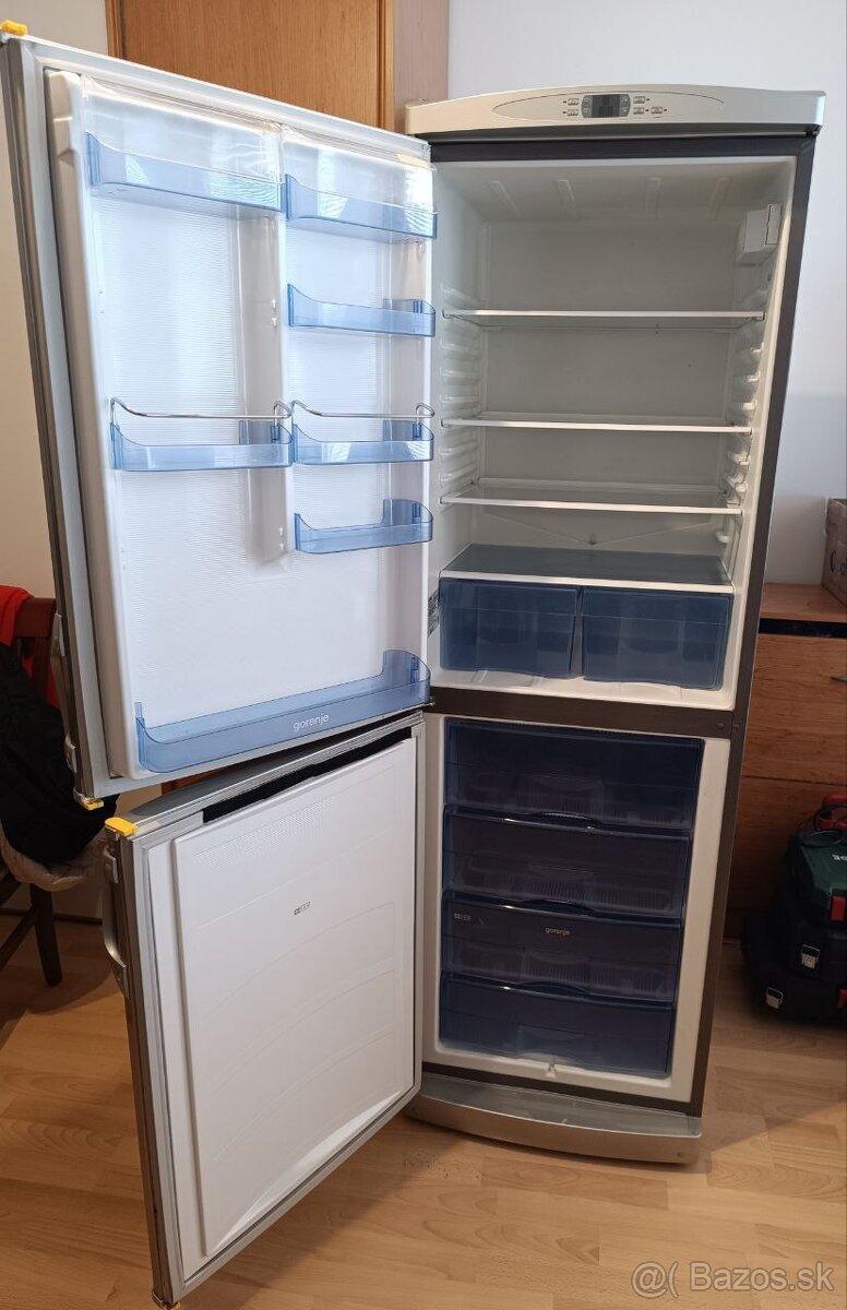 Chladnička kombinovaná Gorenje - 4