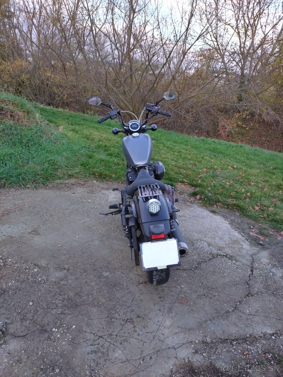 Yamaha XVS 950 Bolt - 4