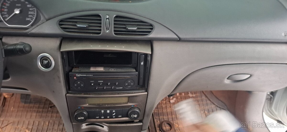 Predám Renault Megan - 4