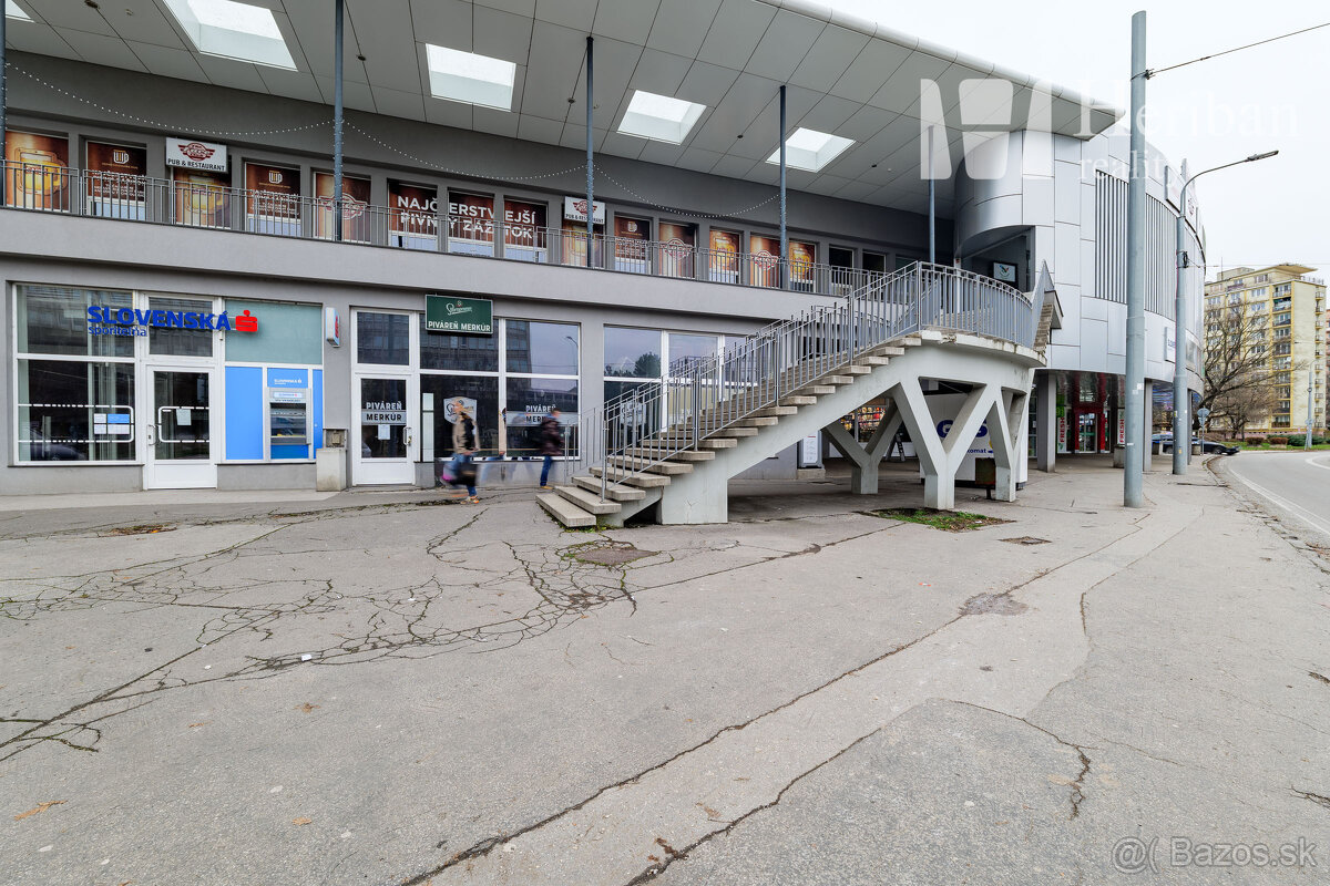 obchod a služby/piváreň a reštaurácia, ul.Nemcovej 28,Merkúr - 4