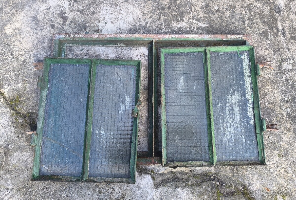 Okno s kovovym ramom 50x80 cm - 4