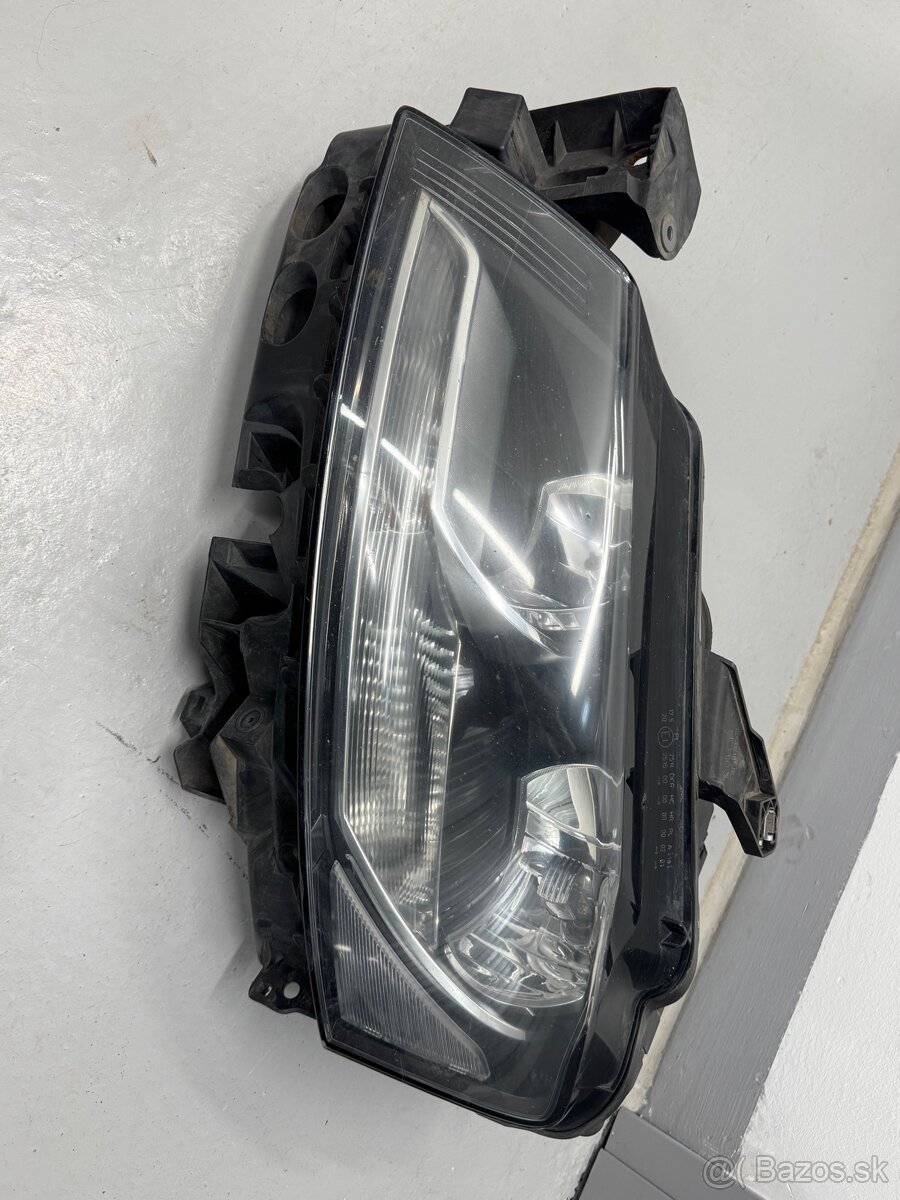 Predám originálne predné halogénové svetlomety – Audi A3 - 4