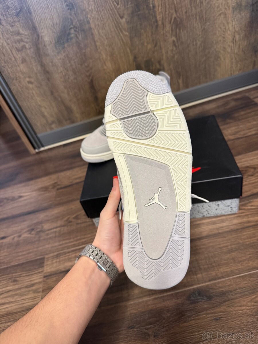 Jordan 4 frozen moments - 4