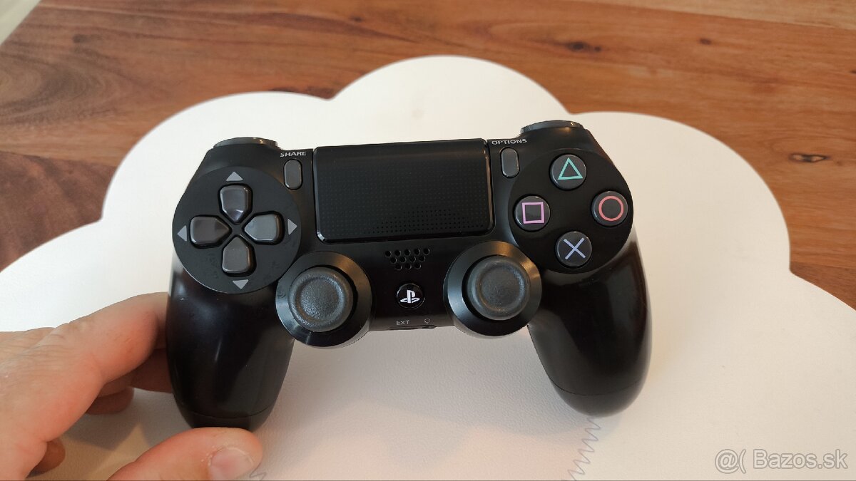 Ps4 slim - 4