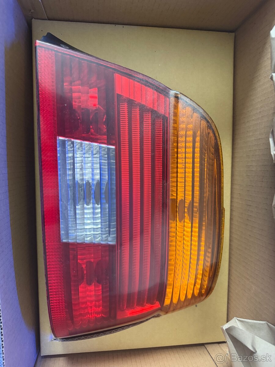 BMW e39 zadné svetla - 4