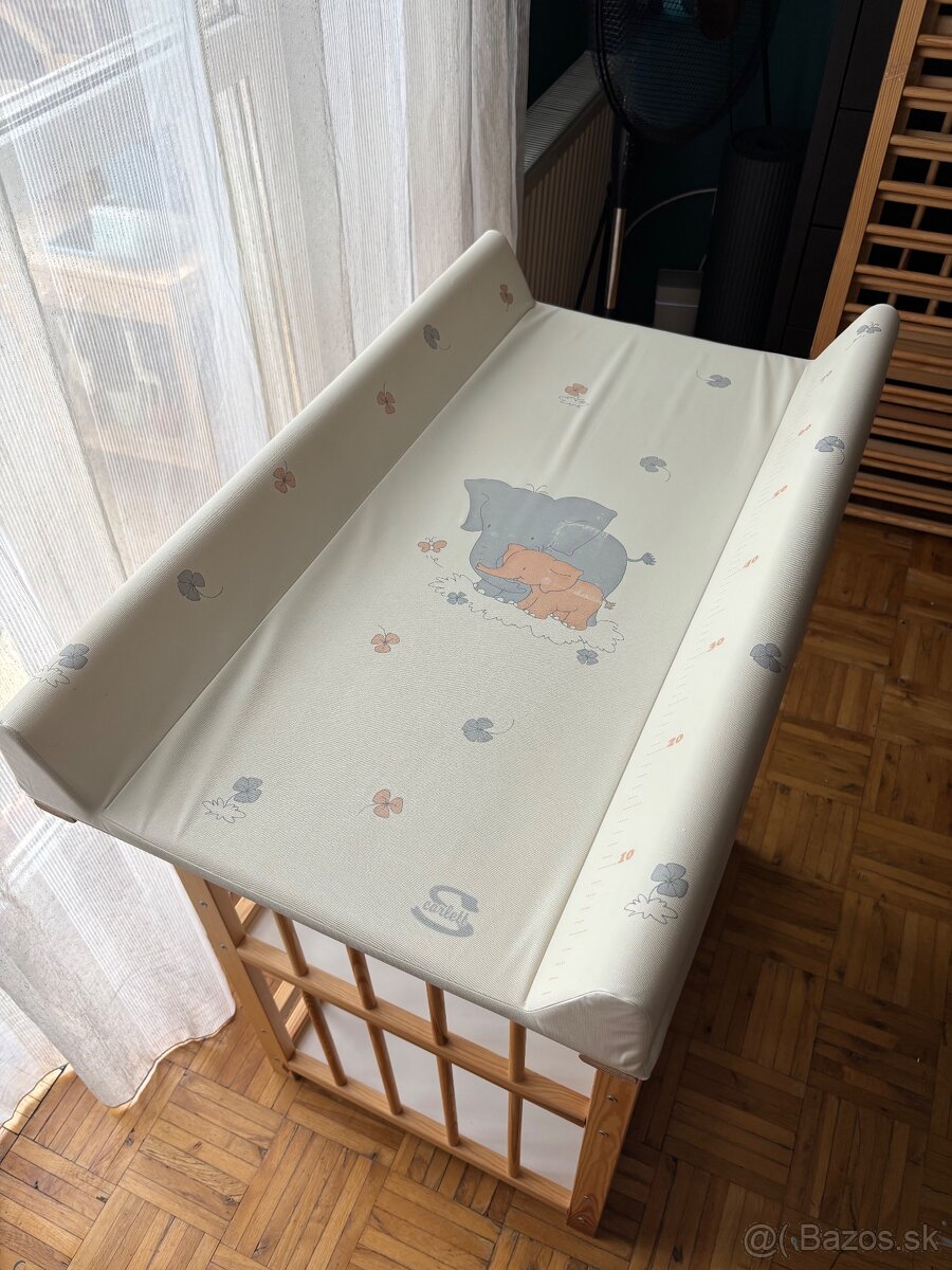 Prebaľovací pult - 4
