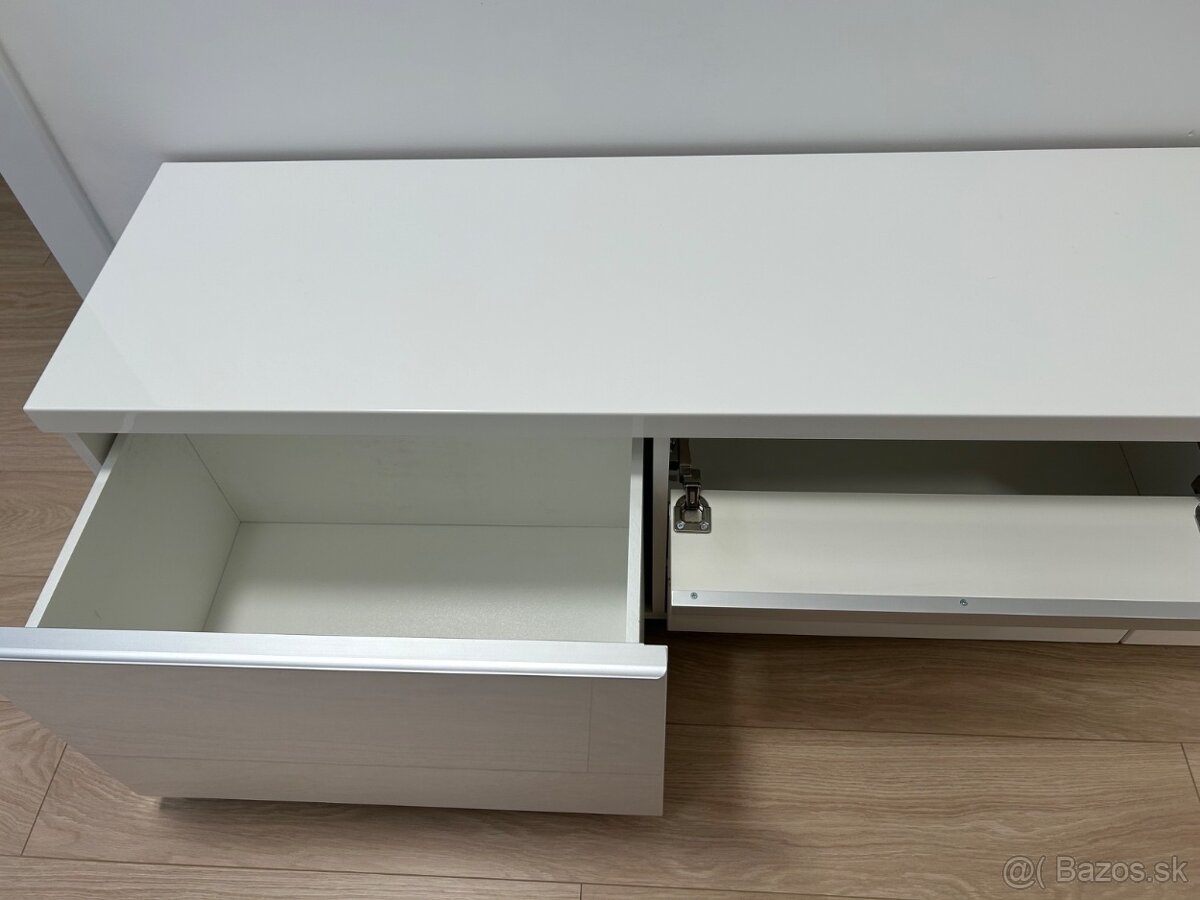 komoda pod TV - 4
